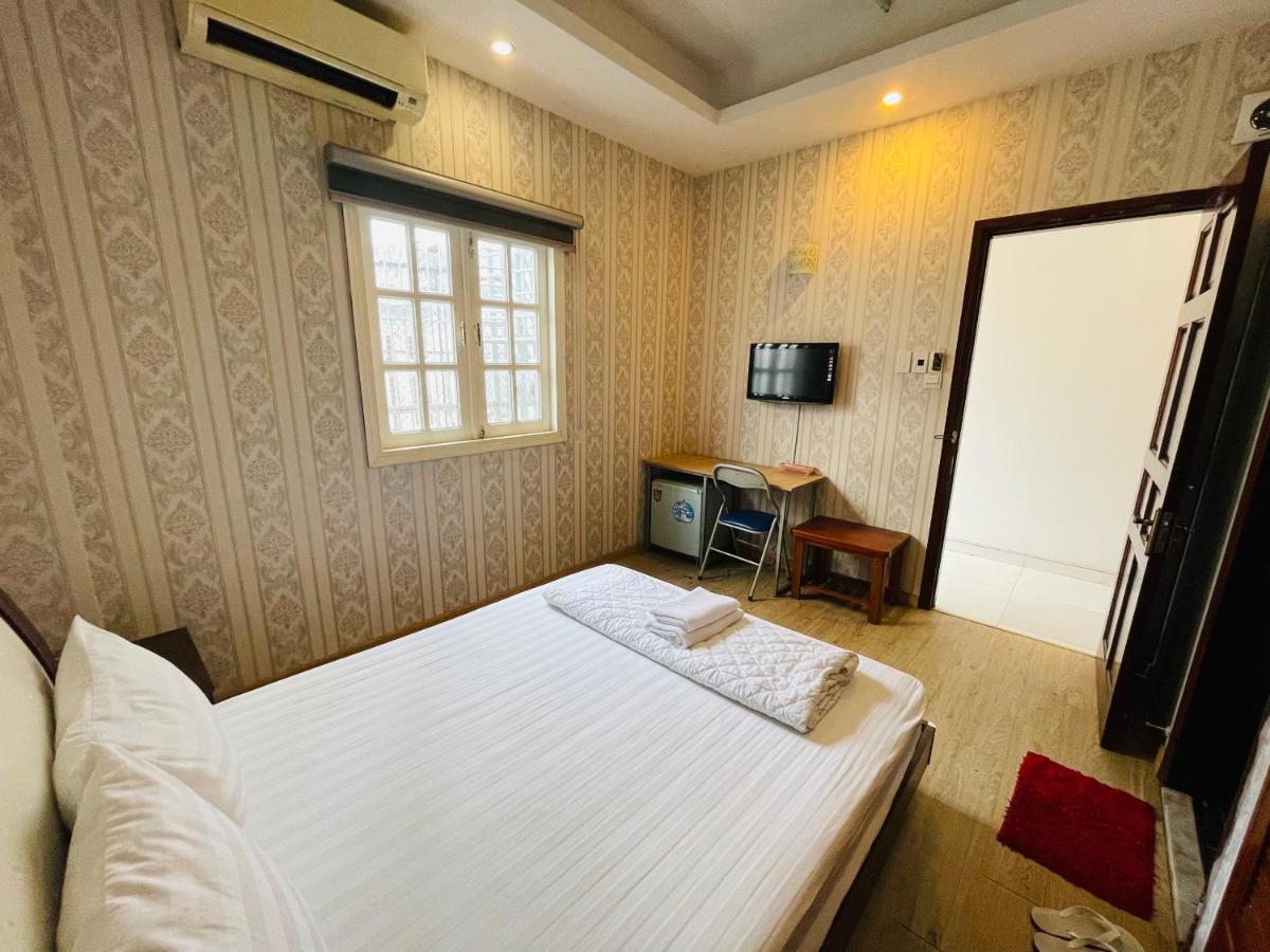 Hotel Quynh Anh Ho Chi Minh City Exterior photo